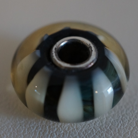 Trollbeads Organic Stripe Bead - Picture 2 of 8